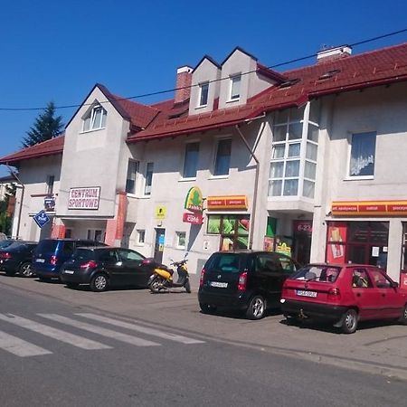 Noclegi Helvet Ustrzyki Dolne Exterior foto